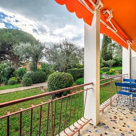 Le Cottage Terrasse Clim Wifi Parking Prive Apartment *
